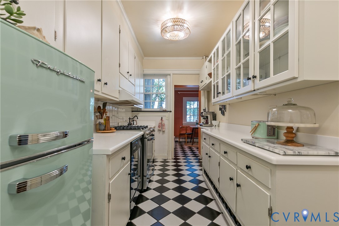 2020 Park Ave