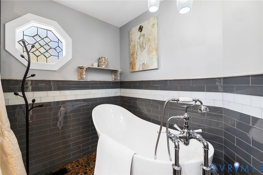 6256 Old Buckingham Rd