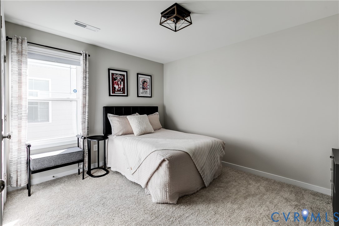 3359 Rock Creek Villa Dr