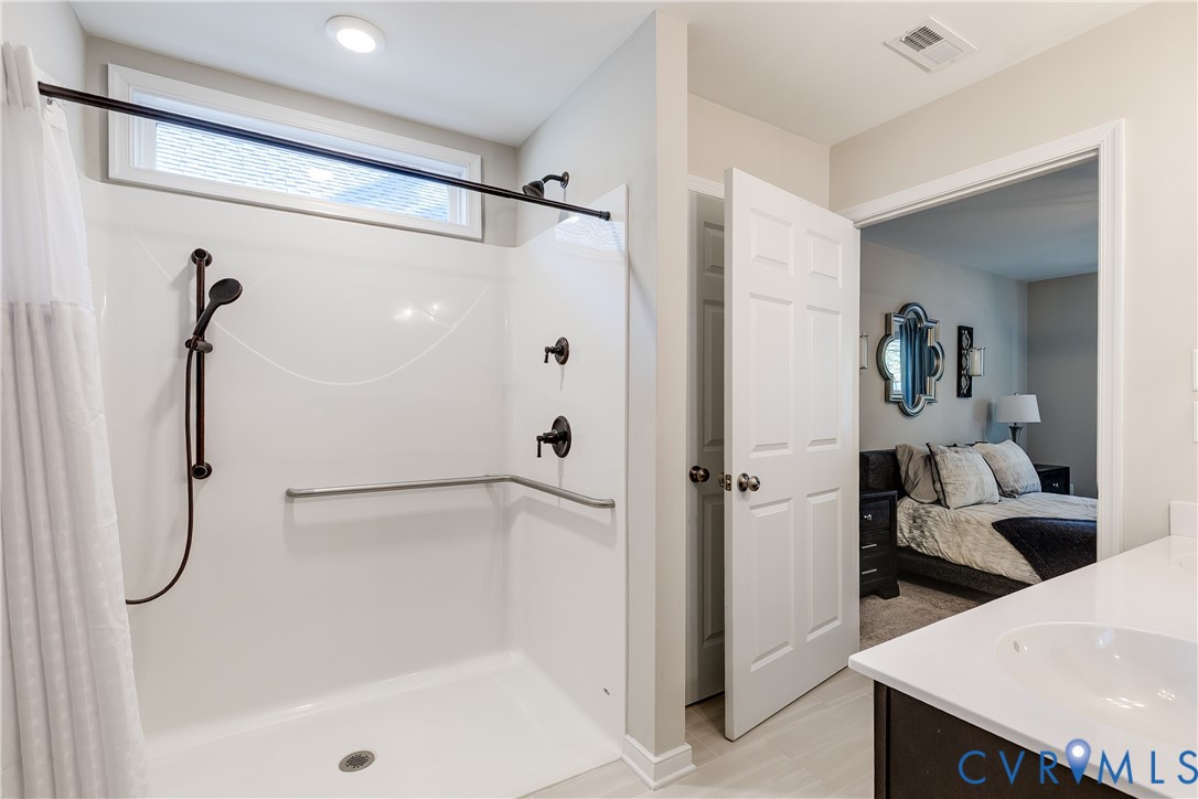 3359 Rock Creek Villa Dr