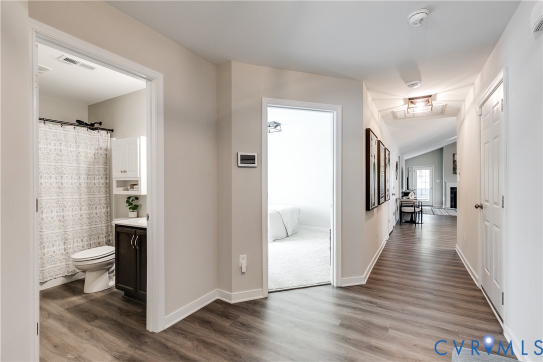 3359 Rock Creek Villa Dr