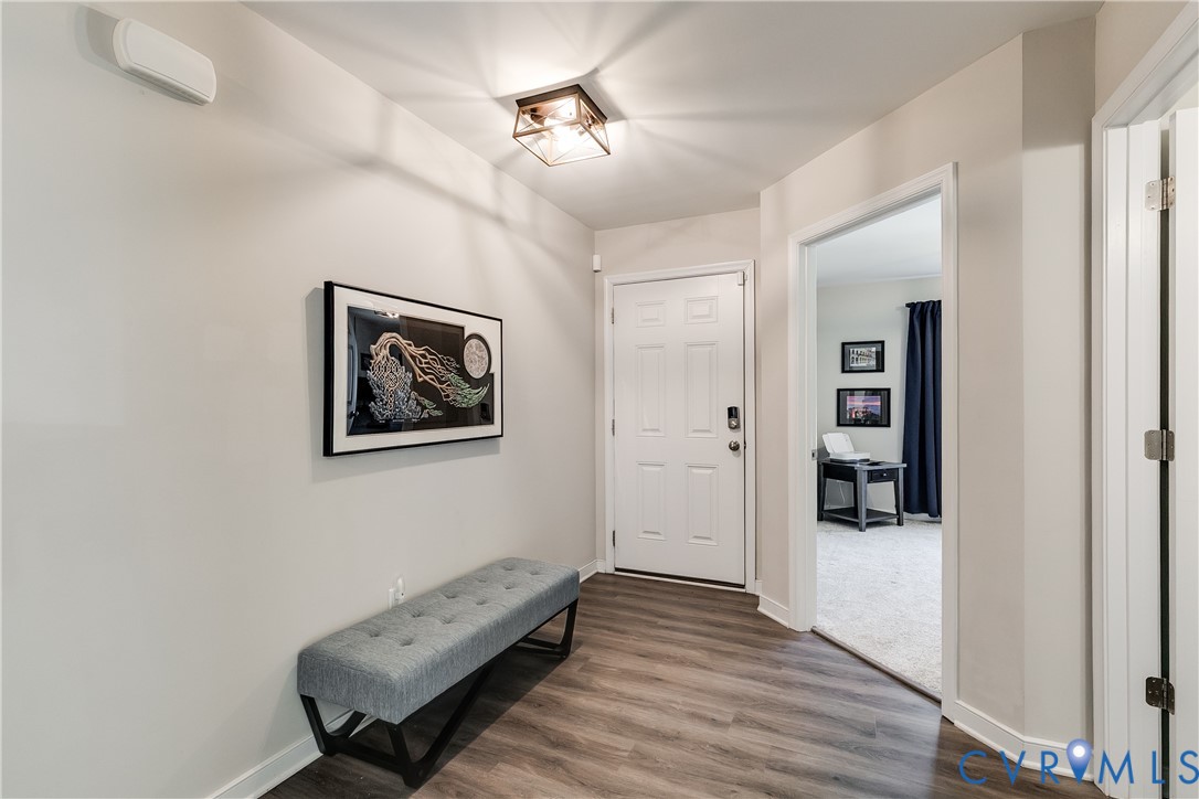 3359 Rock Creek Villa Dr