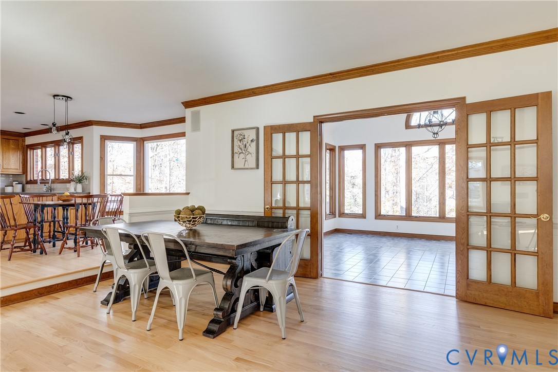 7493 Hidden Lake Cir