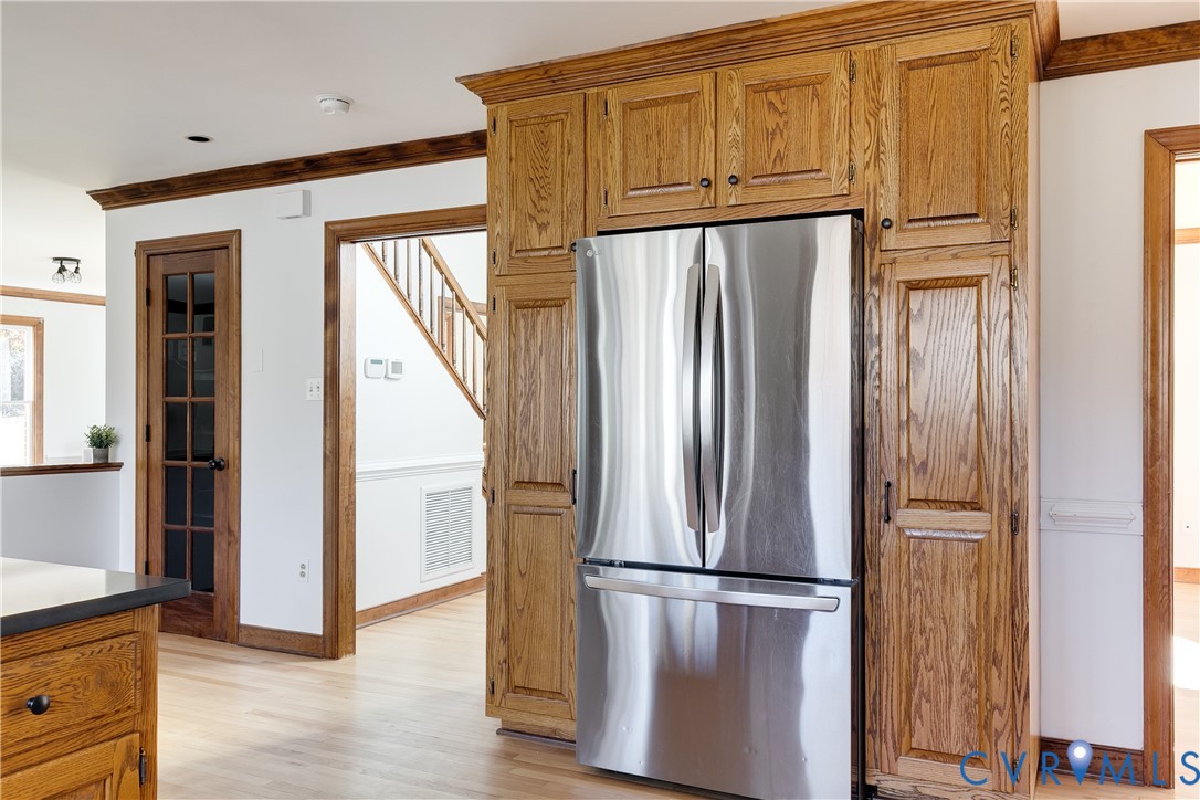 7493 Hidden Lake Cir