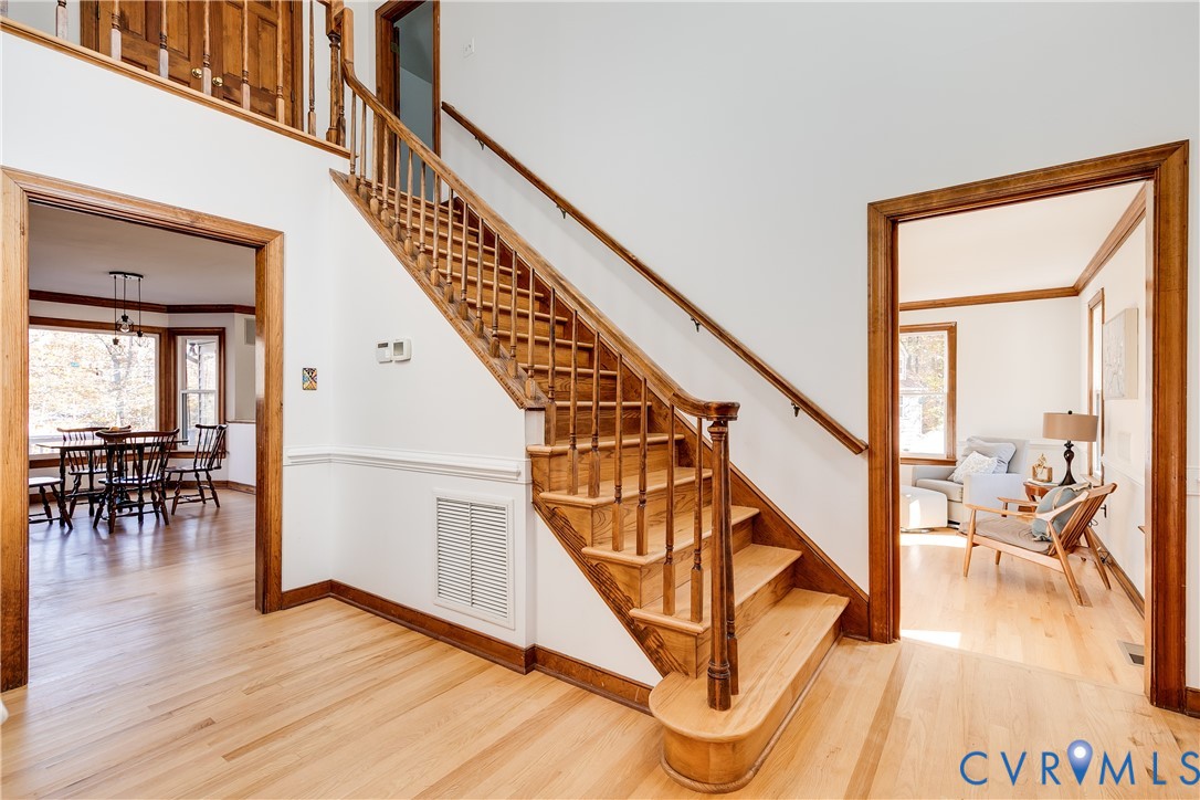 7493 Hidden Lake Cir