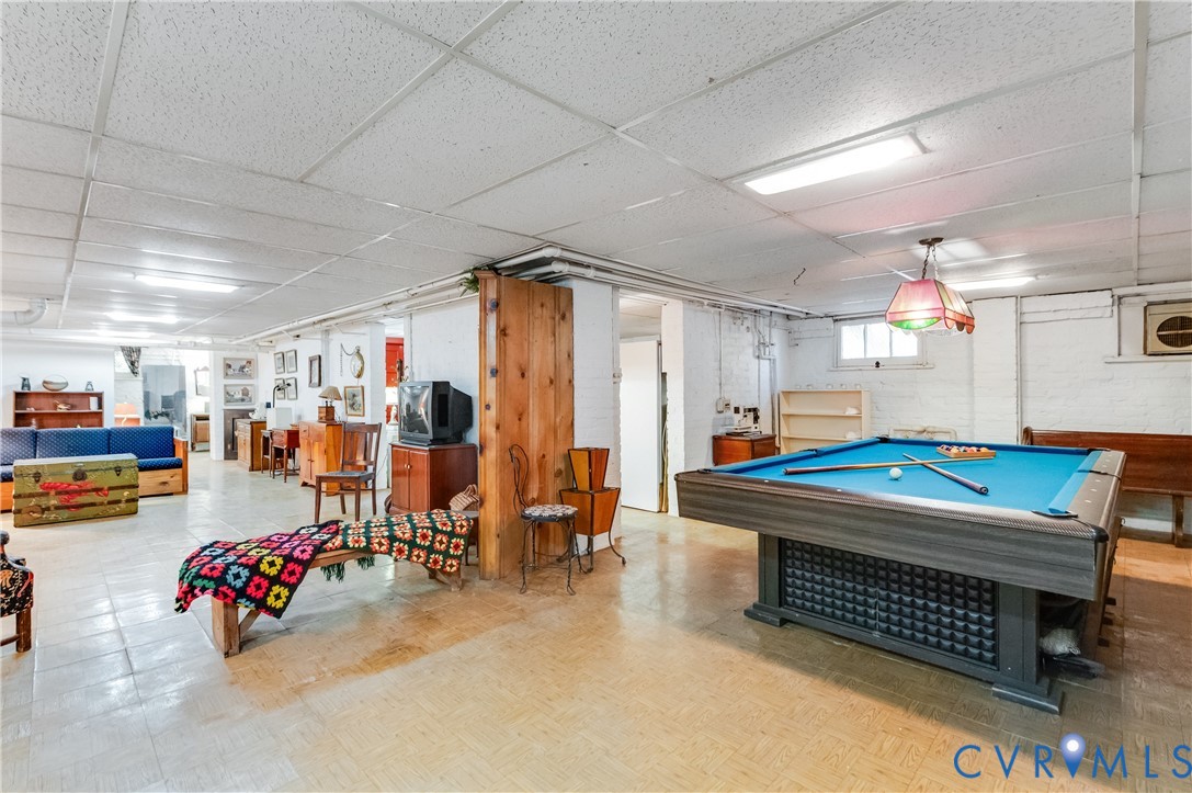1112 Sunset Ave