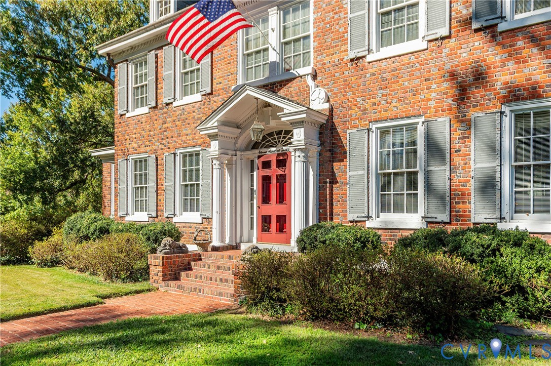 1112 Sunset Ave