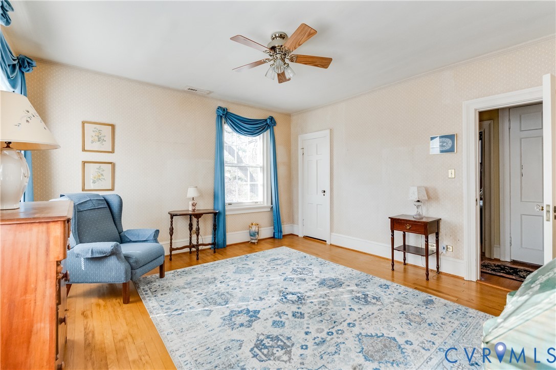1112 Sunset Ave