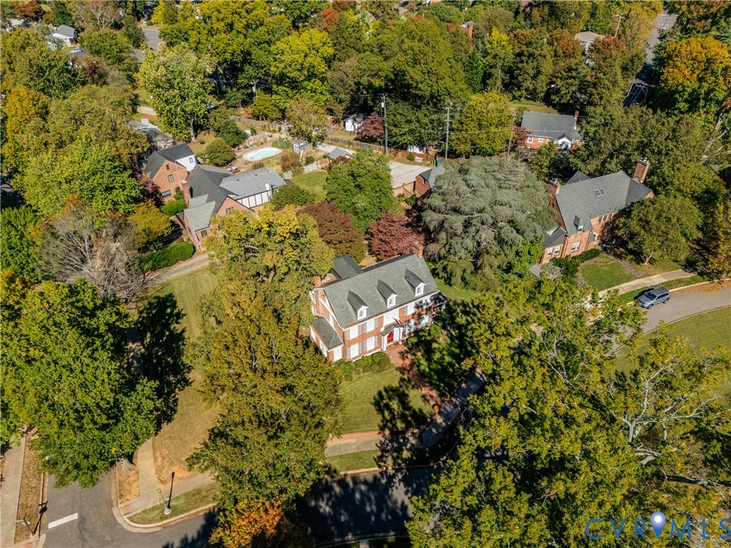 1112 Sunset Ave