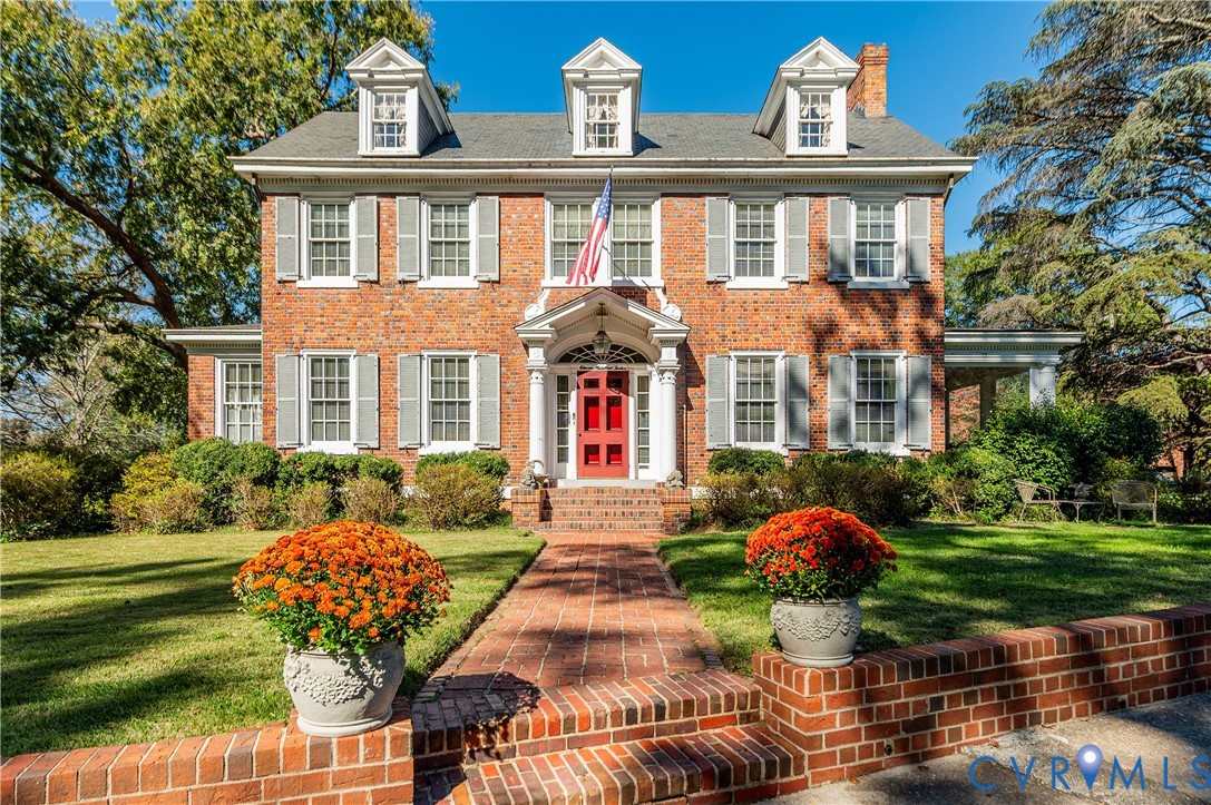 1112 Sunset Ave