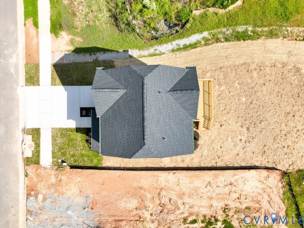 7949 Lyndale Dr