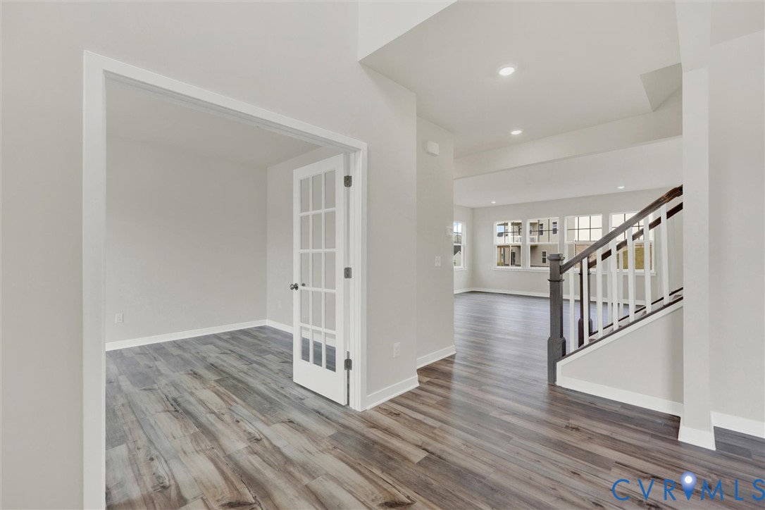 8713 Centerline Dr
