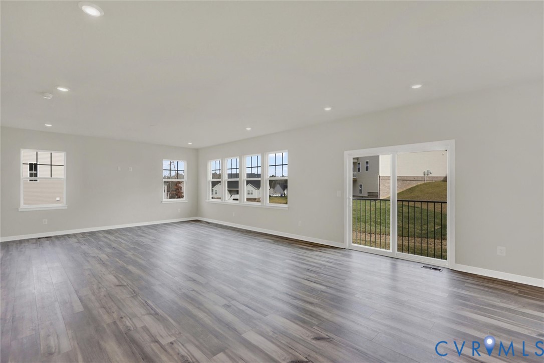 8713 Centerline Dr