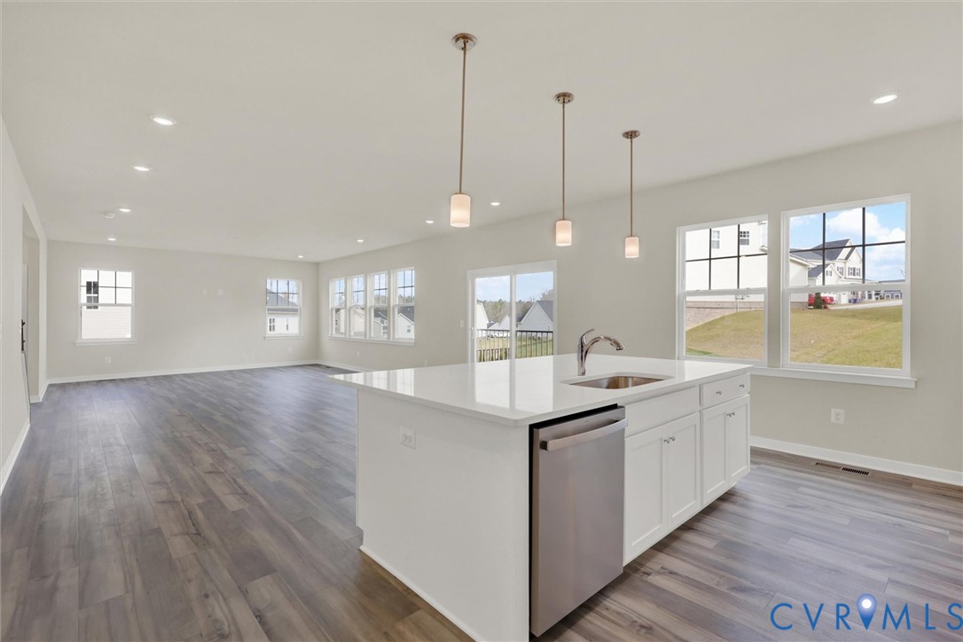 8713 Centerline Dr
