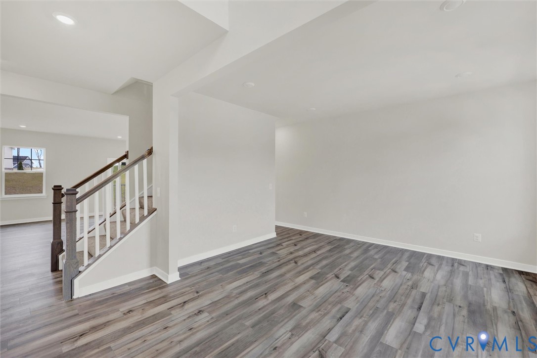 8713 Centerline Dr