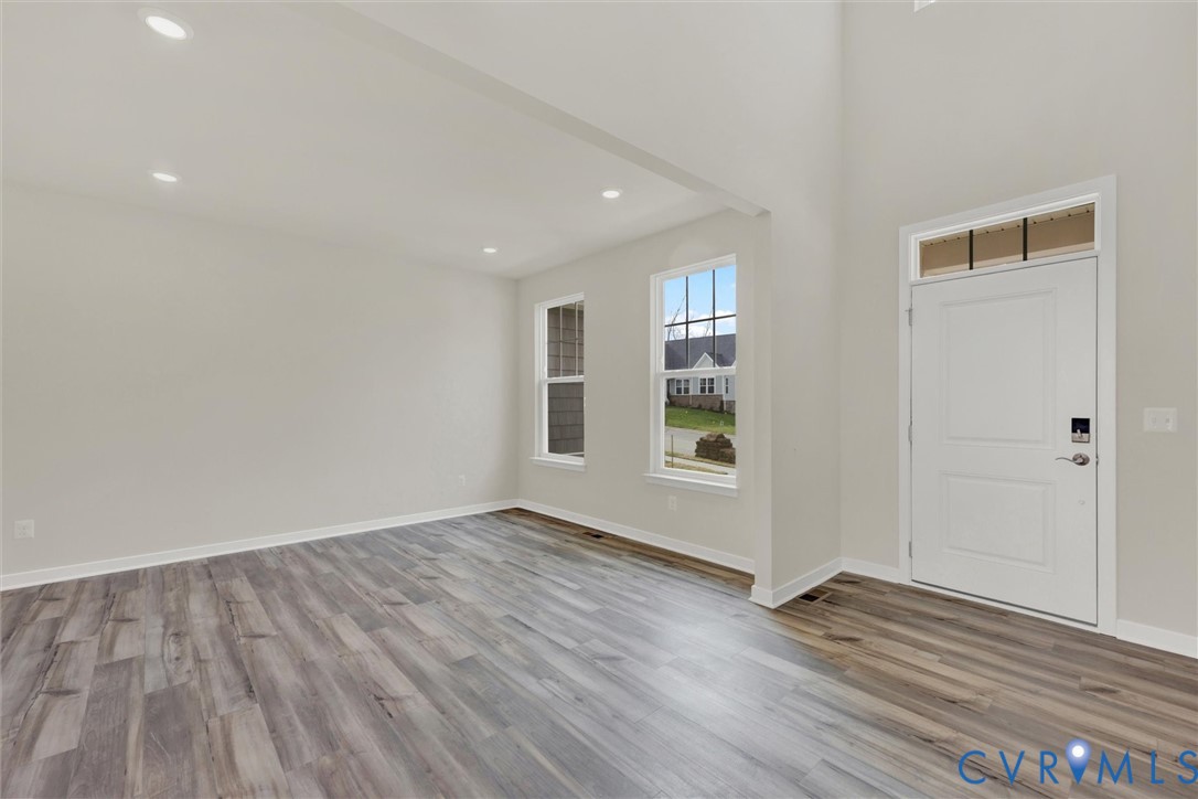 8713 Centerline Dr