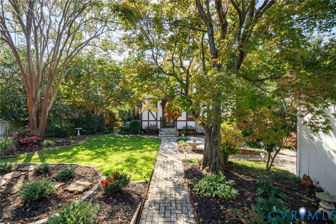 5021 Caledonia
