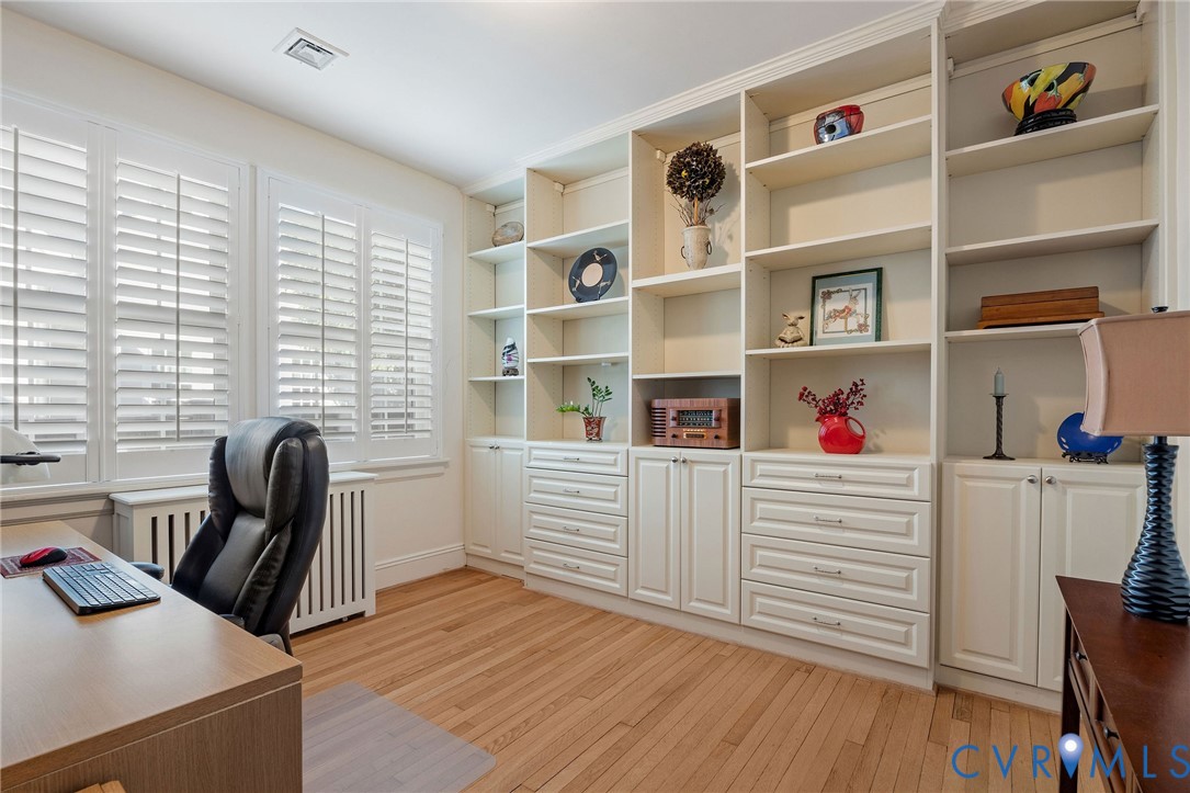 5021 Caledonia