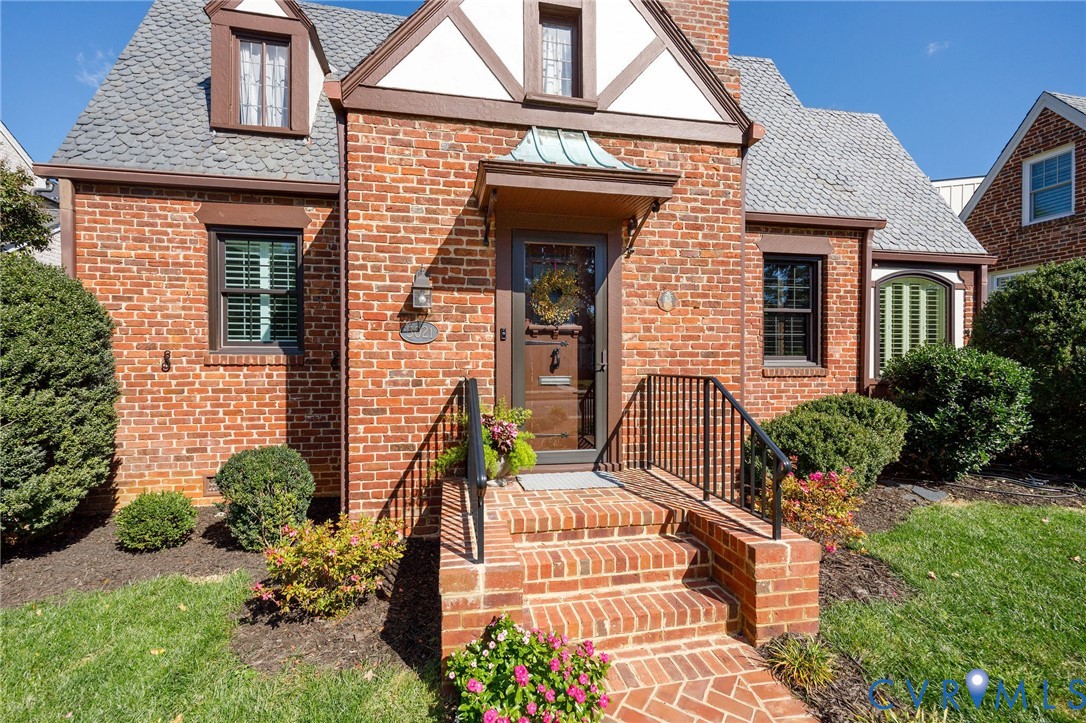 5021 Caledonia