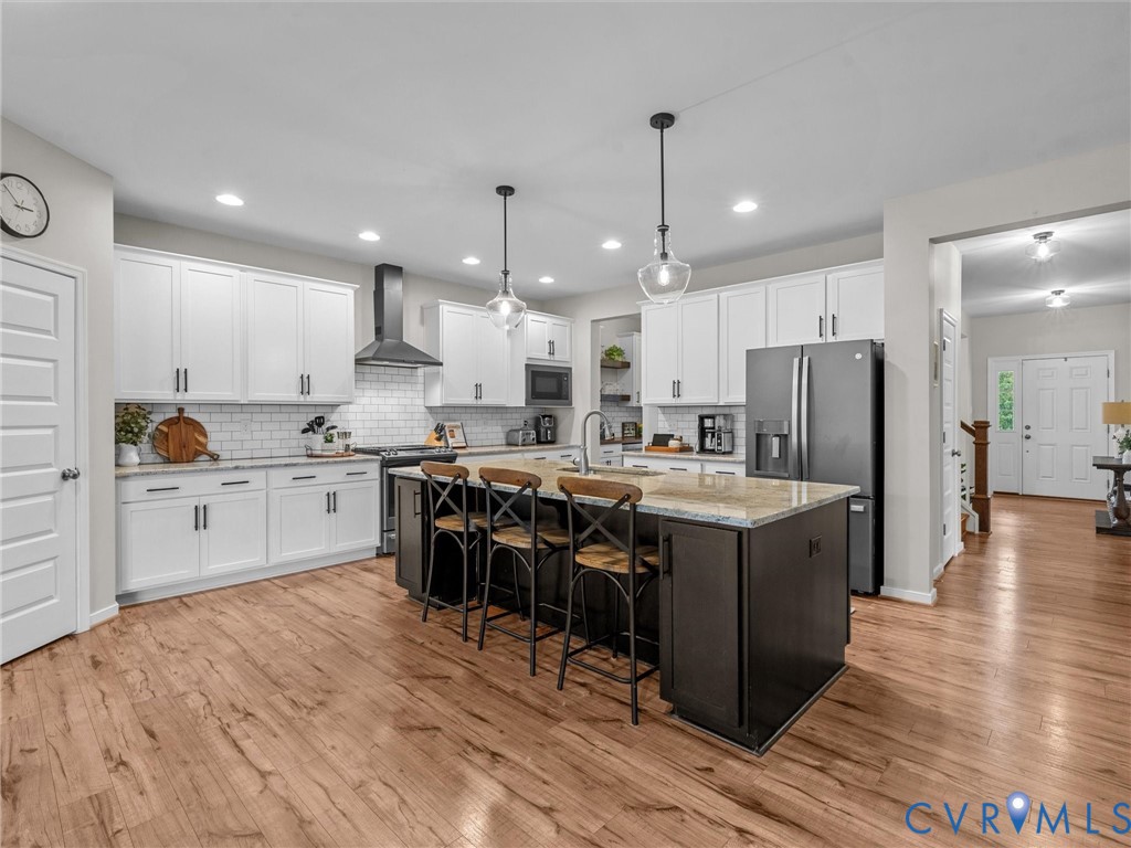 8207 Wolfboro Ct