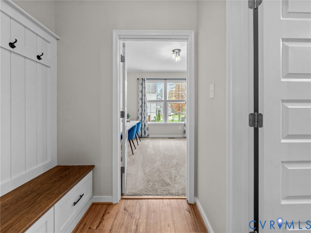 8207 Wolfboro Ct