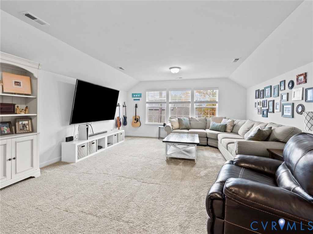 8207 Wolfboro Ct