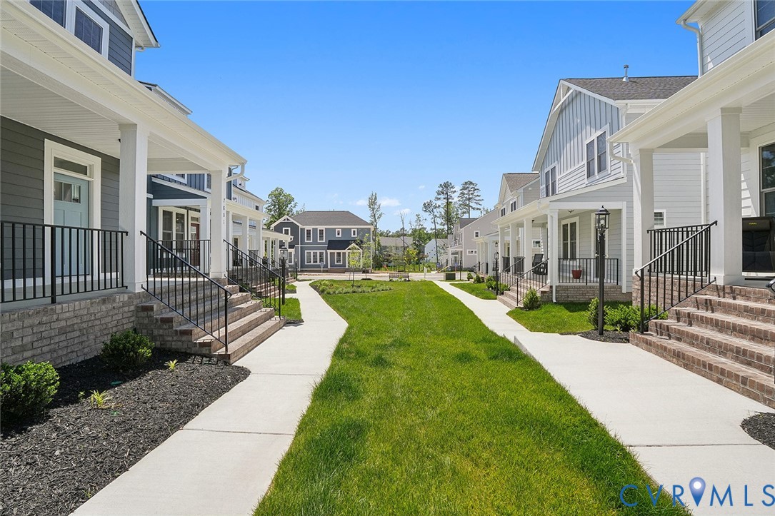 7813 Oak Grove Tree Dr