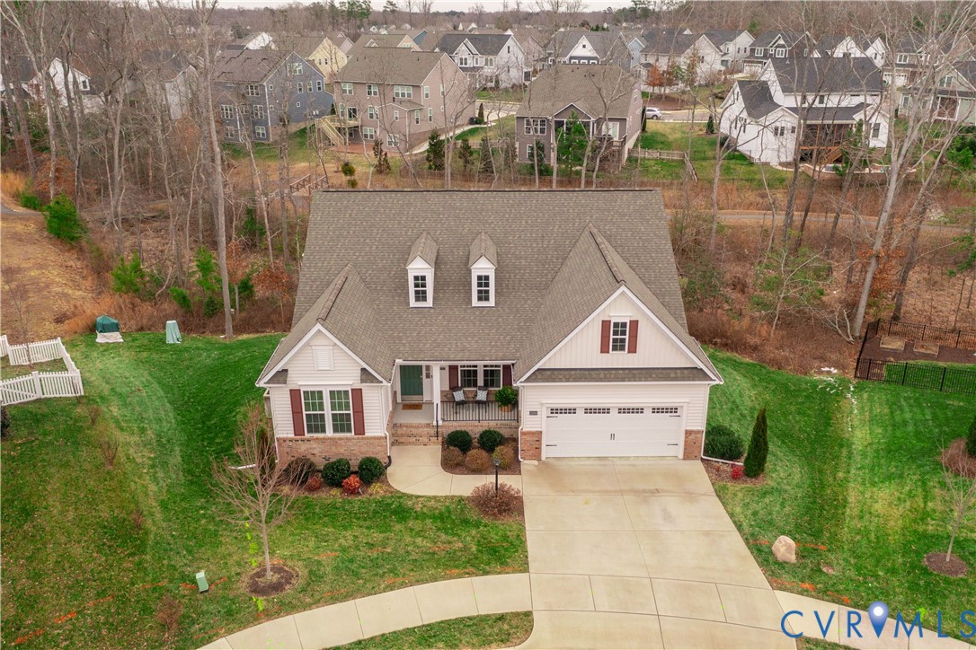 10100 Izer Ct