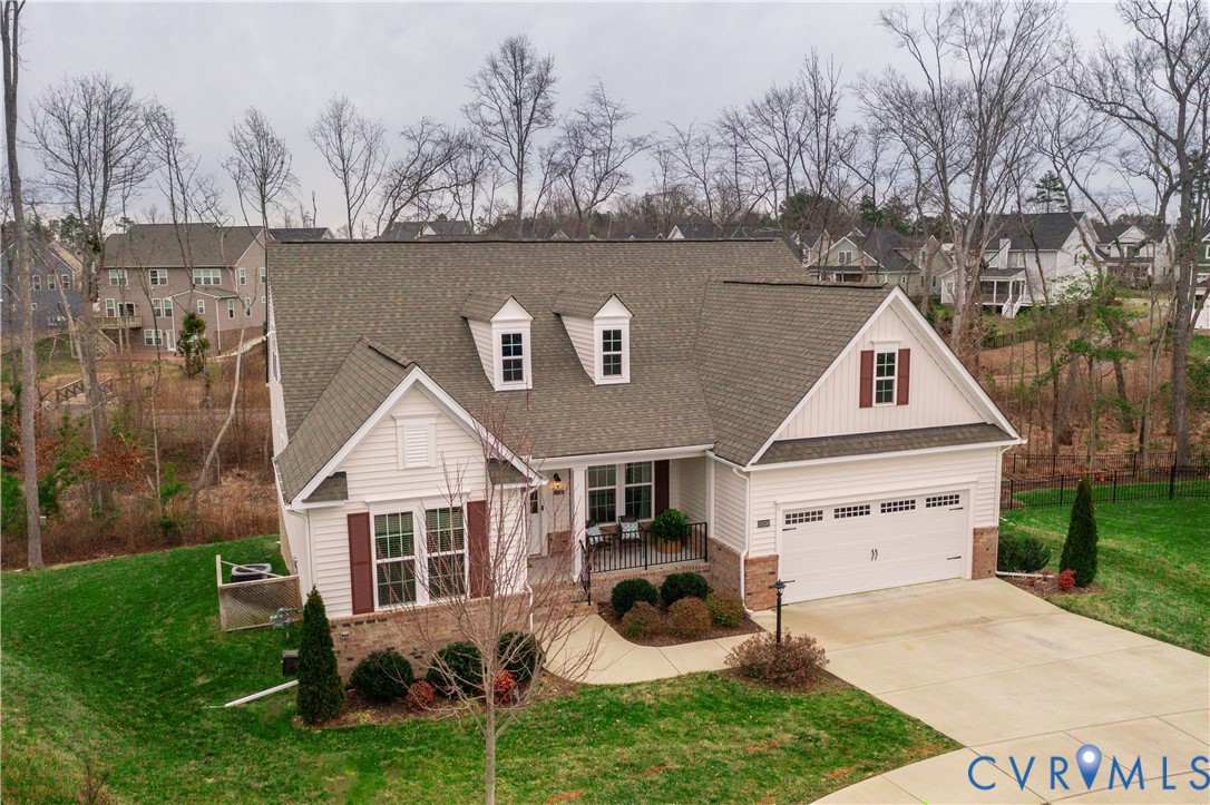 10100 Izer Ct