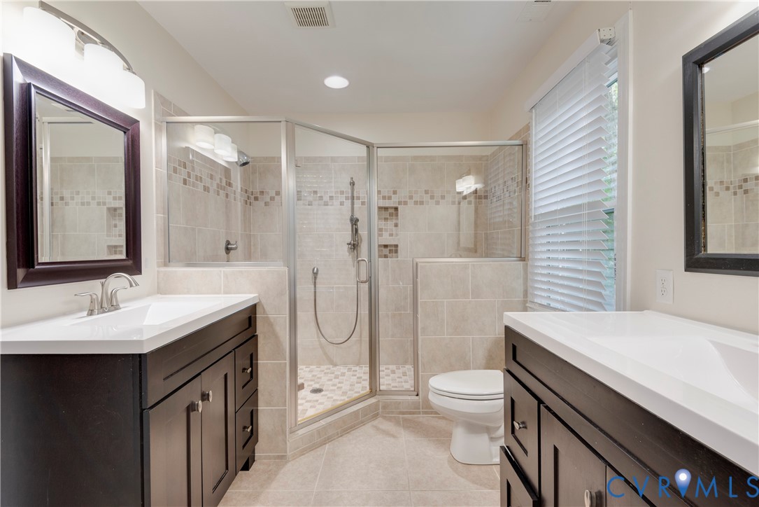 1301 Wesanne Ln