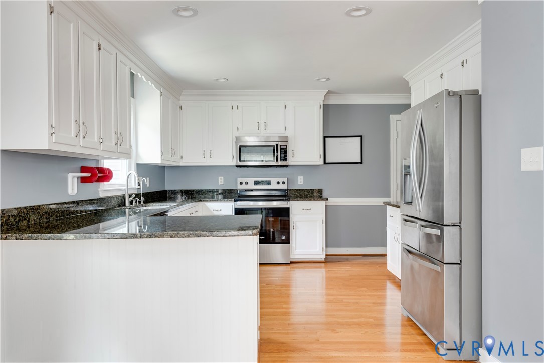 1301 Wesanne Ln