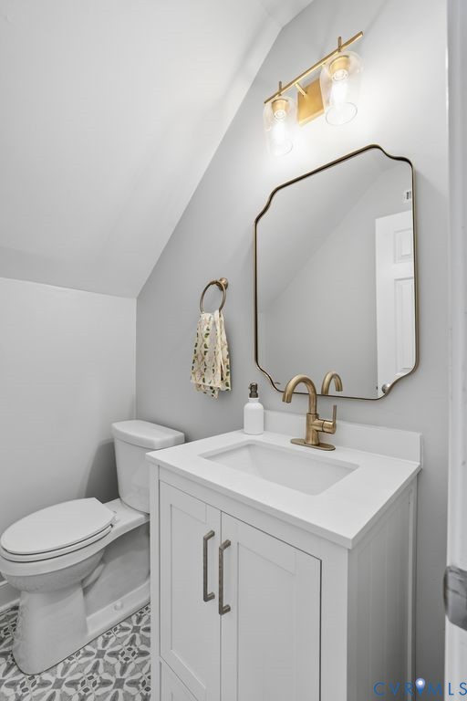 2406 Mountainbrook Dr