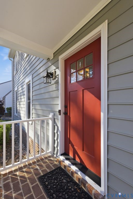 2406 Mountainbrook Dr