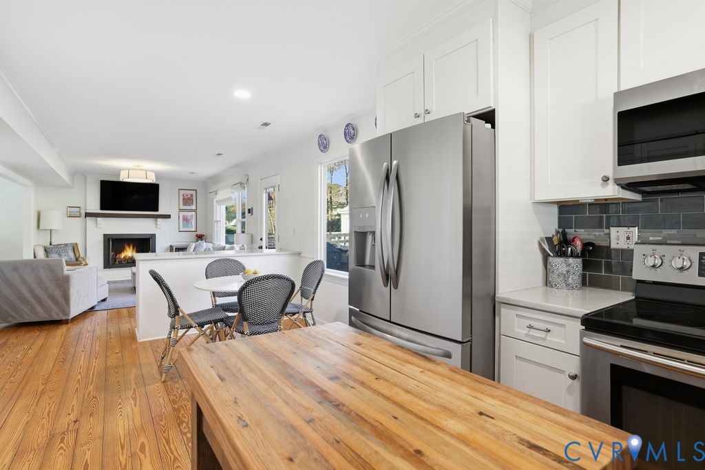 2406 Mountainbrook Dr