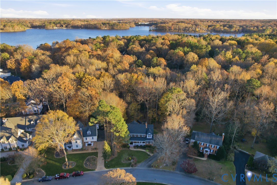 13805 Beechwood Point Cir