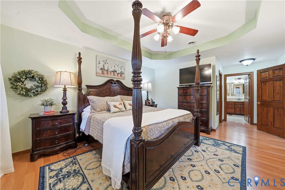 13805 Beechwood Point Cir