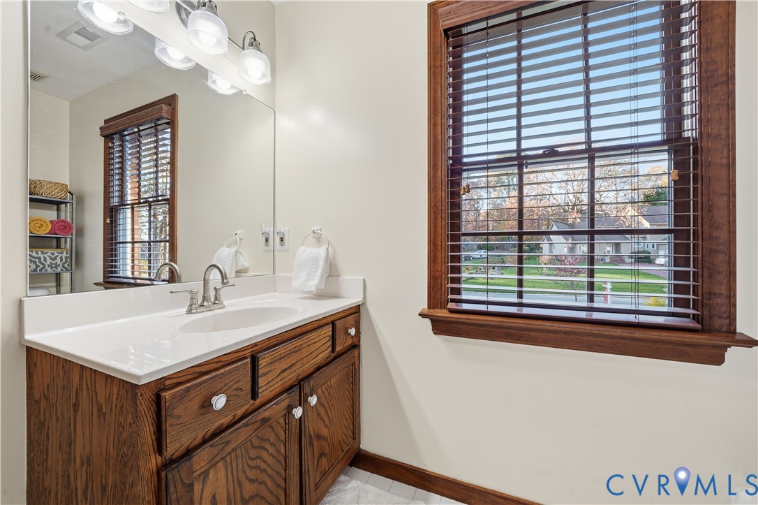 13805 Beechwood Point Cir