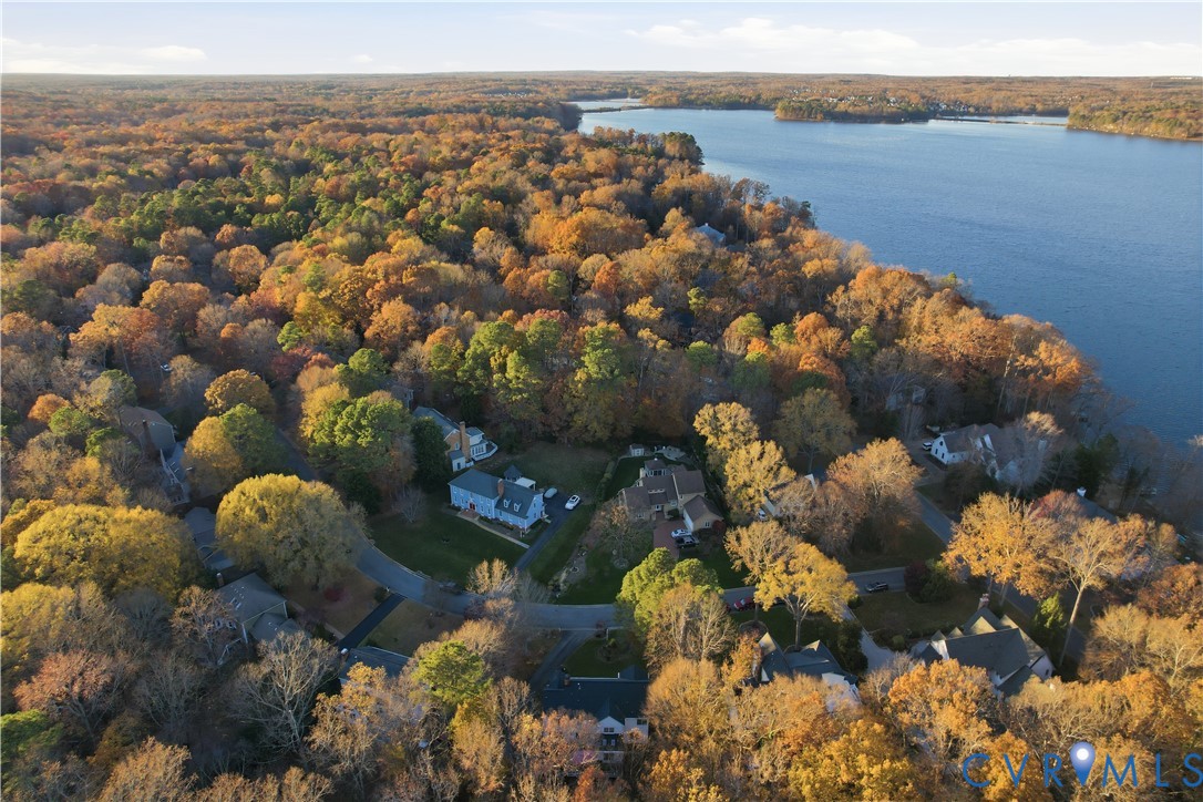 13805 Beechwood Point Cir