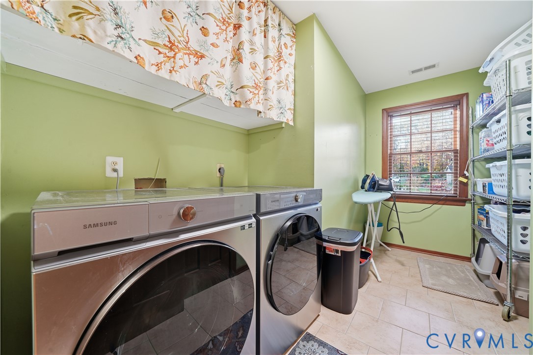 13805 Beechwood Point Cir