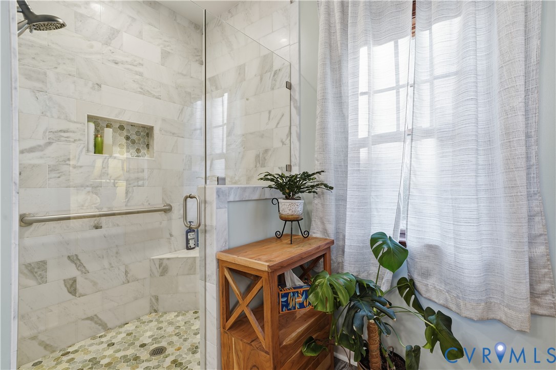 13805 Beechwood Point Cir