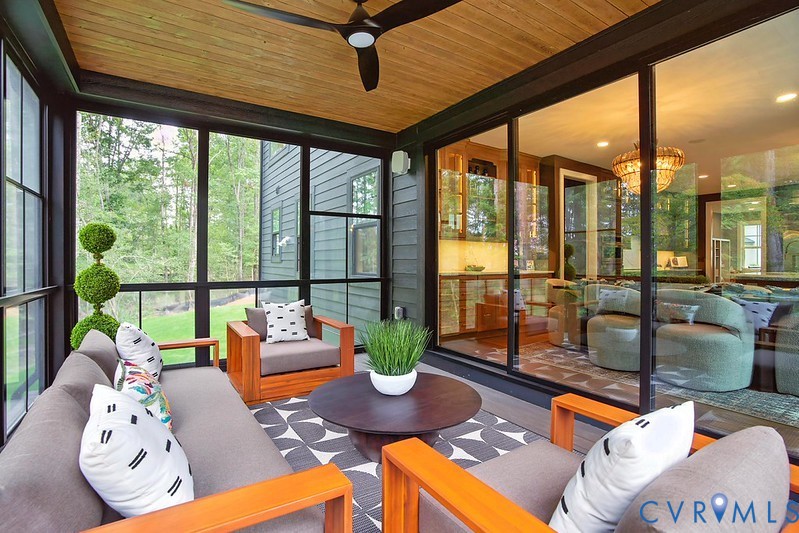 17402 Singing Bird Ct