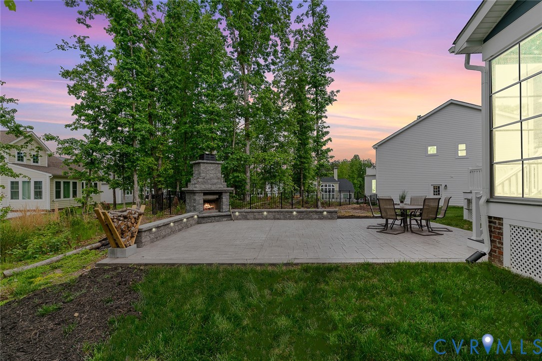 6606 Stonewolf Ct