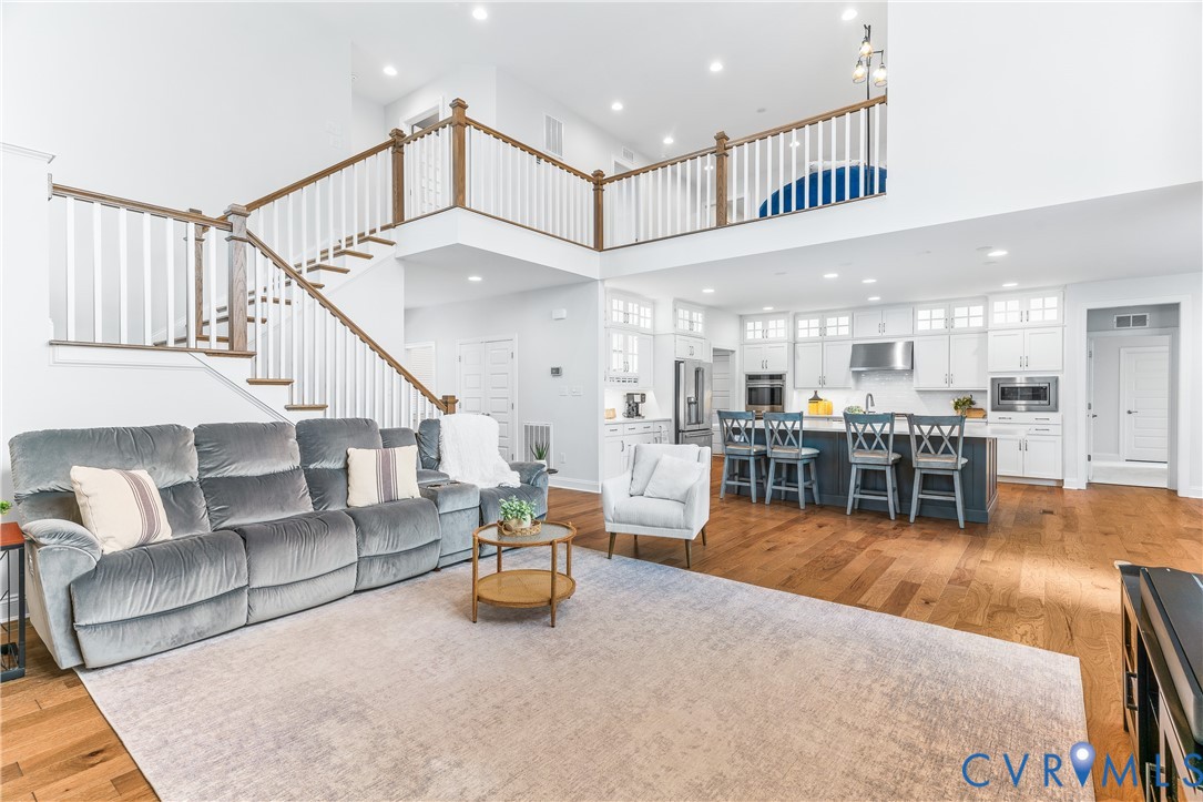 6606 Stonewolf Ct