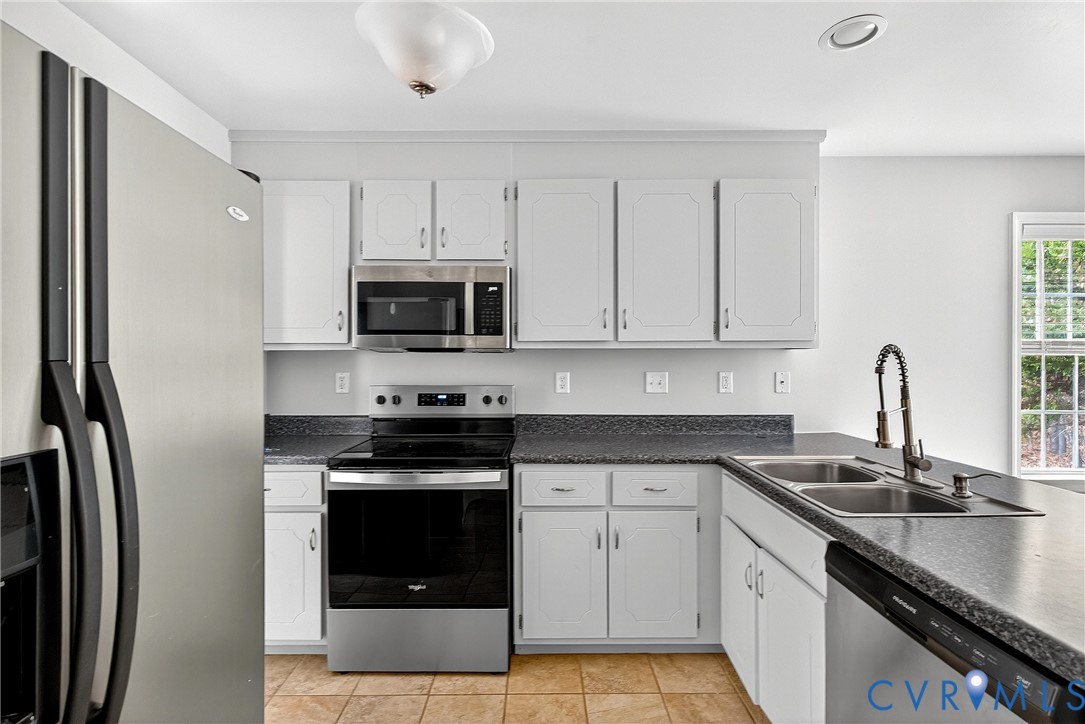 15461 Featherchase Dr