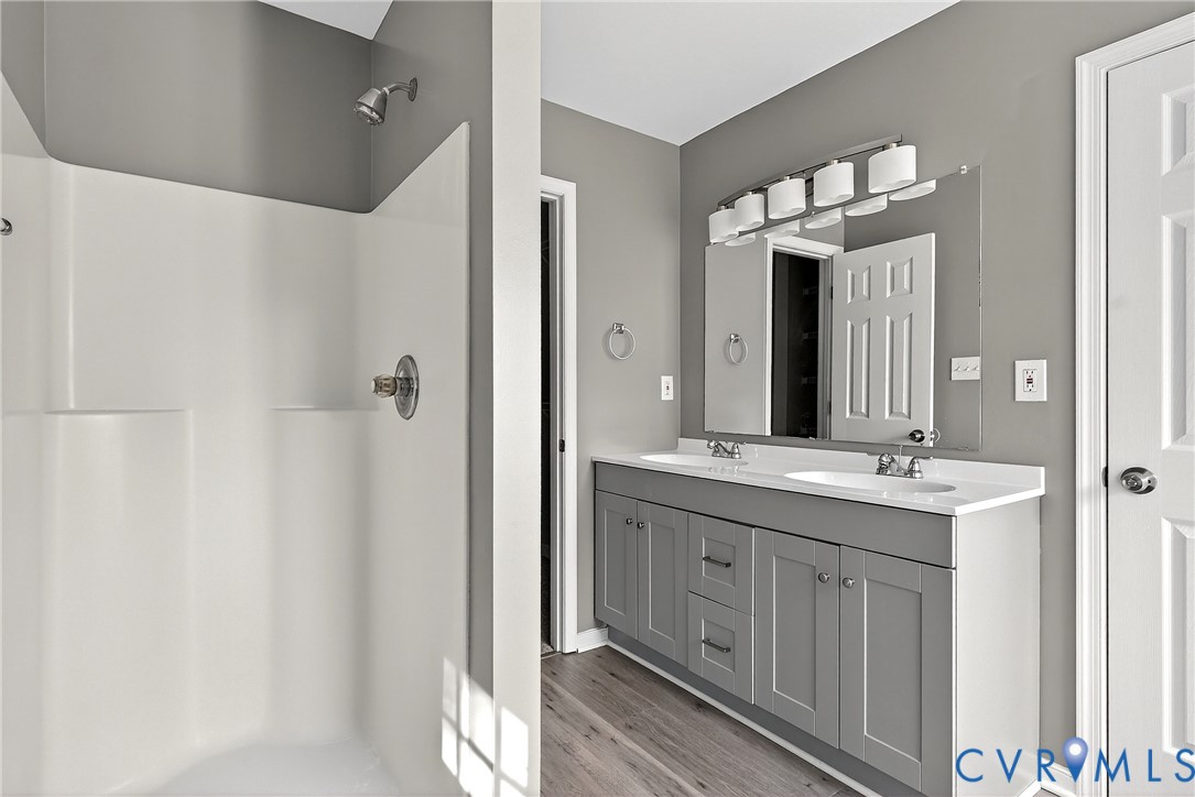 15461 Featherchase Dr