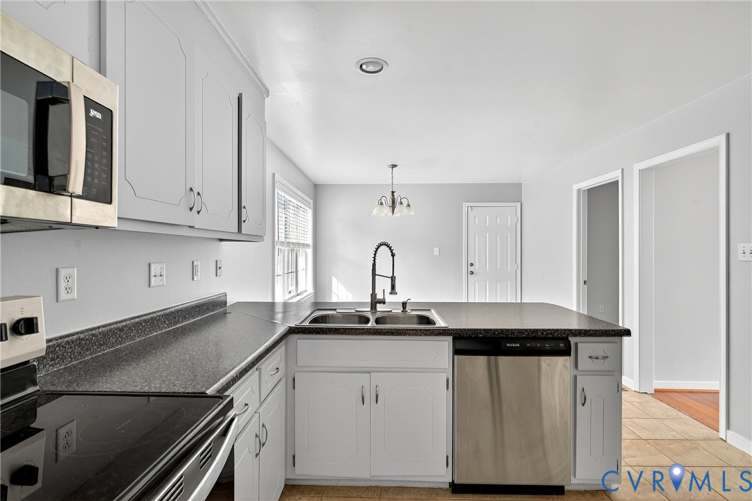 15461 Featherchase Dr