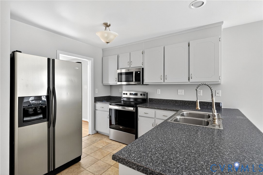 15461 Featherchase Dr