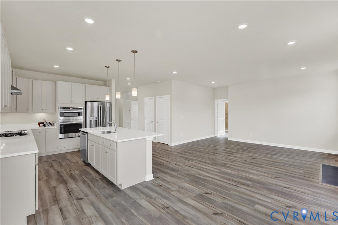 8748 Centerline Dr