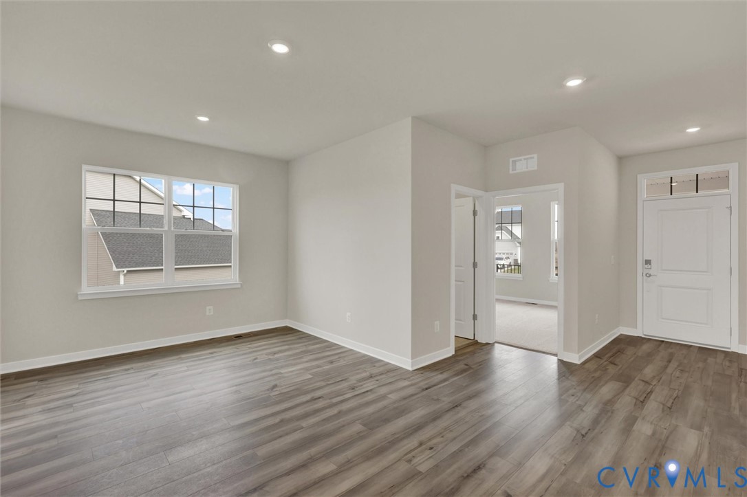 8748 Centerline Dr
