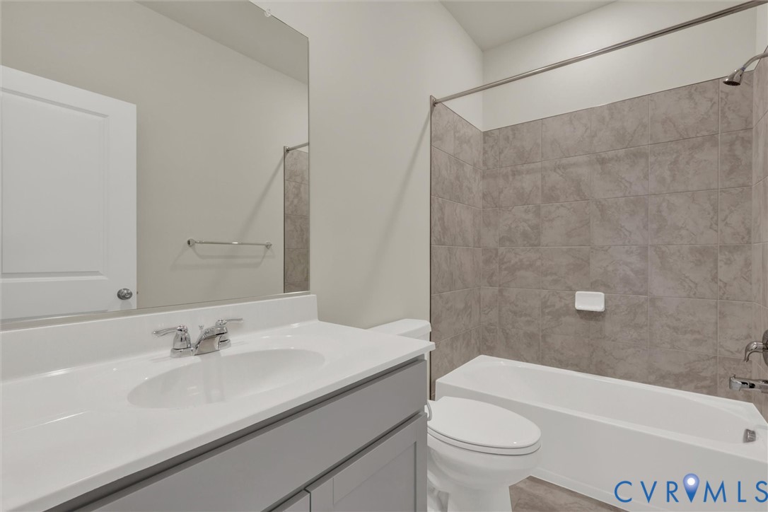 8748 Centerline Dr